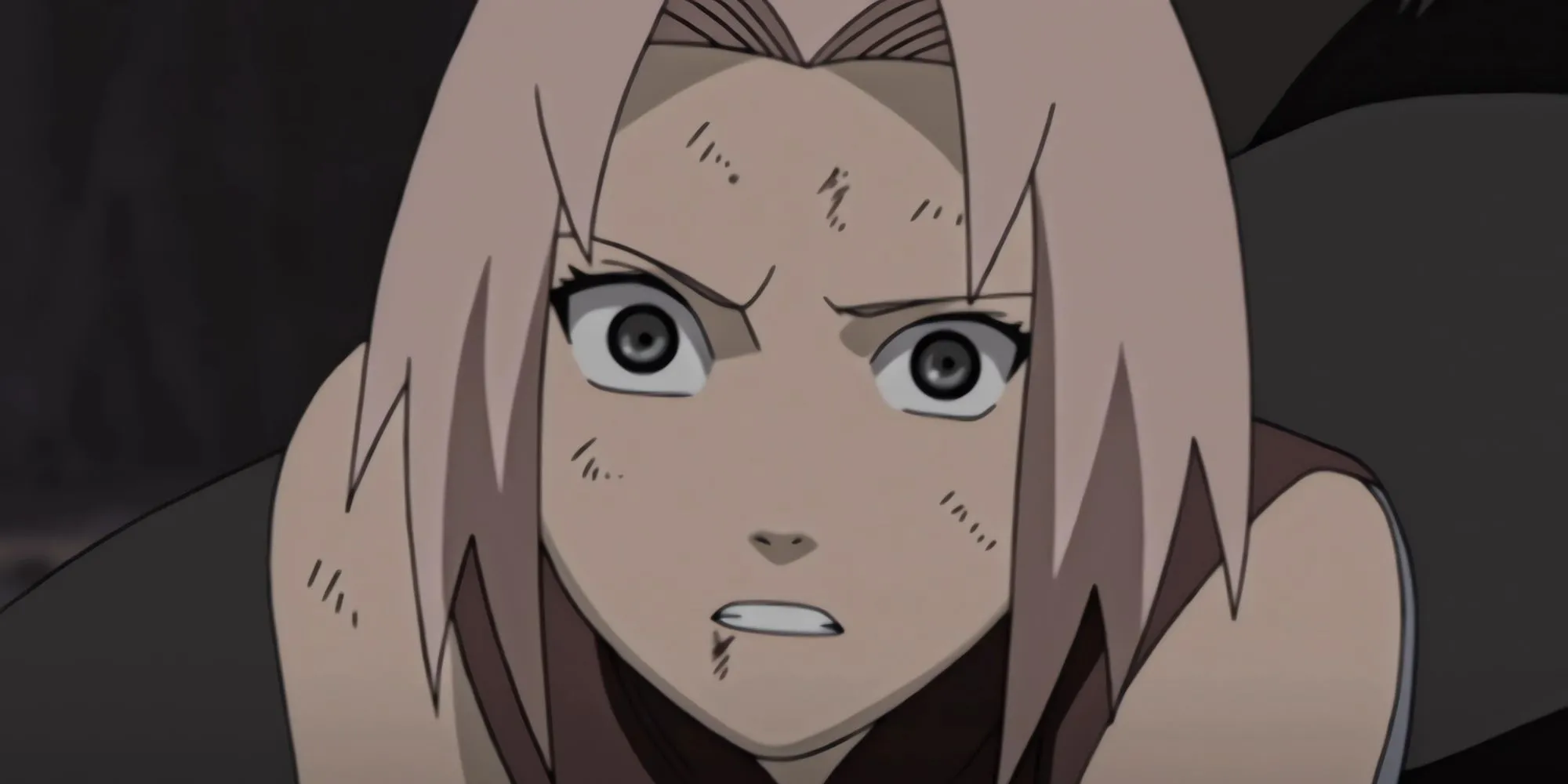Sakura Haruno nhăn mặt
