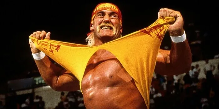 Hulk Hogan với phong thái "Real American" quen thuộc